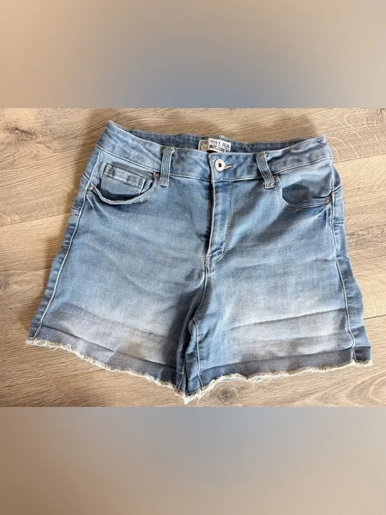 Wax Jean Light Wash Blue Denim Rolled Hem Shorts - Picture 3 of 9